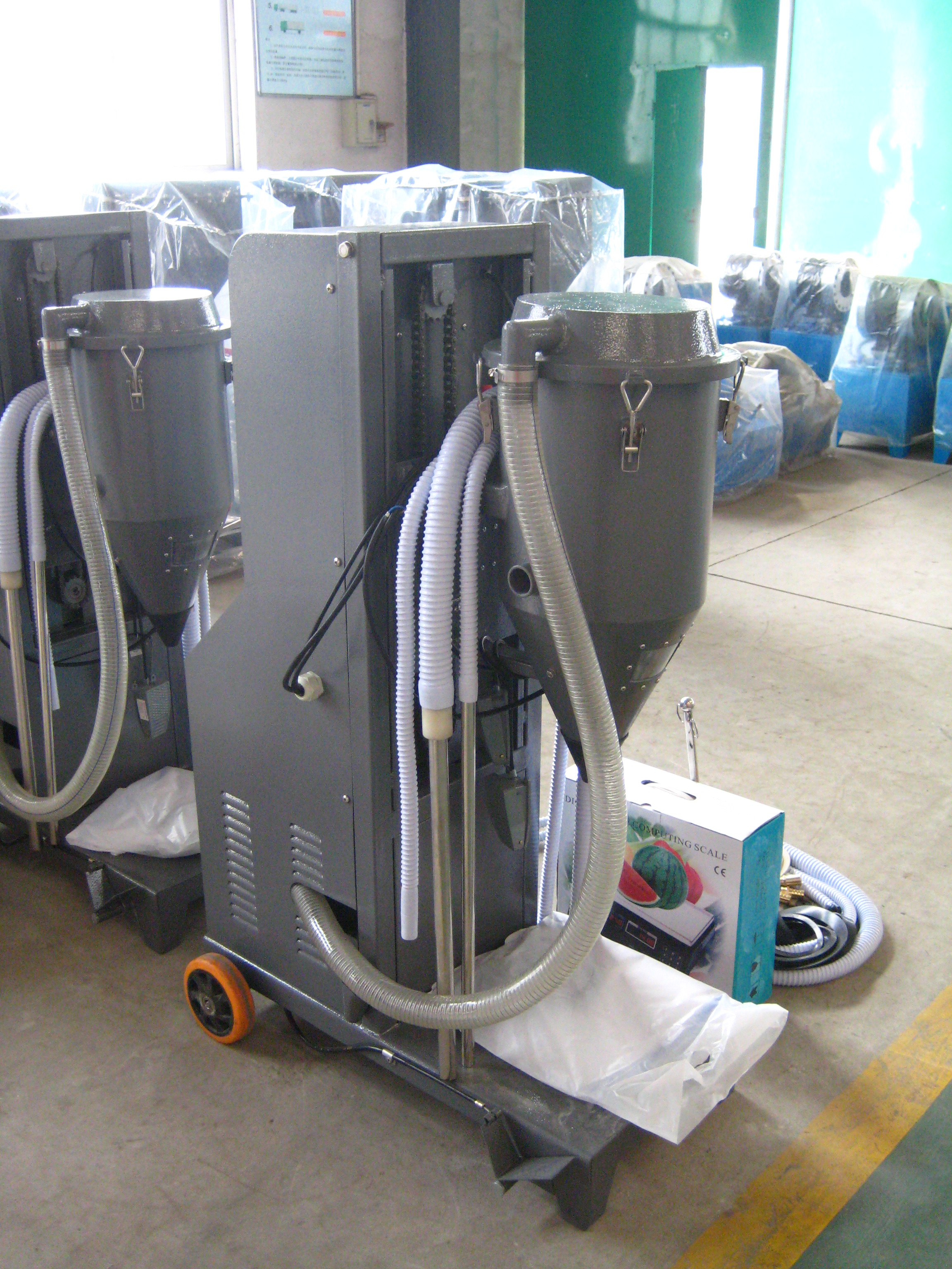 Llenadora de polvo seco semiautomática GFM16-1B