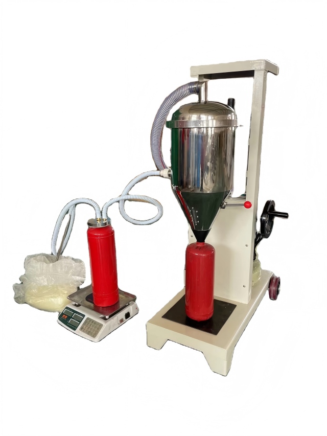 Máquina llenadora de polvo seco semiautomática económica y popular GFM16-1