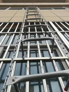 Escalera de escape de incendios de aluminio para plataforma de trabajo